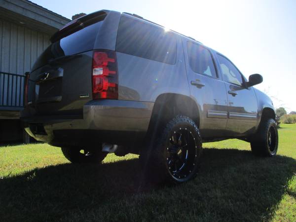 LIFTED 2012 CHEVY TAHOE 4X4 LT 20" MOTO METAL WHEELS *NEW 33X12.50'S!! for sale in KERNERSVILLE, SC – photo 5