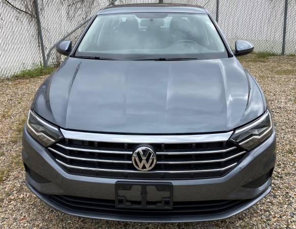 2019 VW Jetta Automatic 25k miles Warranty Apple Play - cars & for sale in Other, District Of Columbia – photo 2