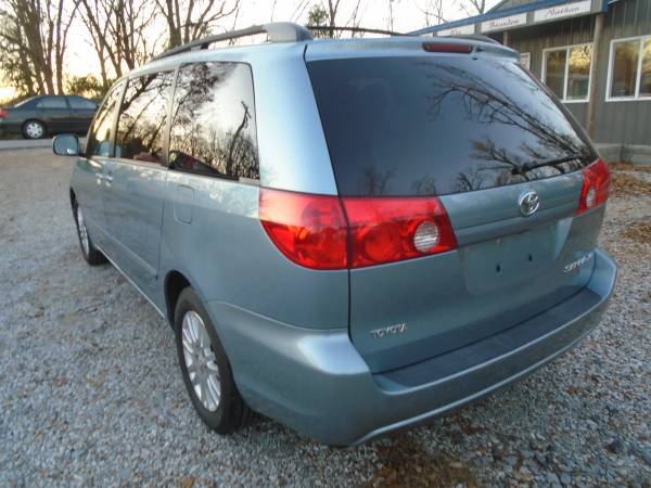 2009 Toyota Sienna XLE ( 1 Owner ) Leather * DVD * 142k * We Trade -... for sale in Hickory, TN – photo 12