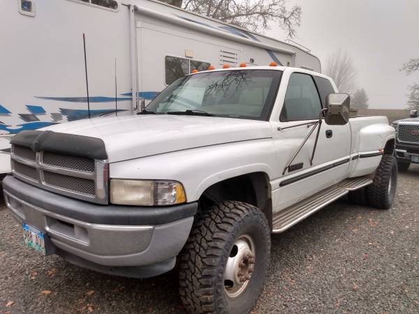 98 dodge cummins dually 4x4 - cars & trucks - by owner - vehicle... for sale in Shady Cove, OR – photo 2