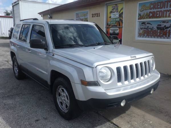 2011 Jeep Patriot FWD 4dr Sport with Body color grille for sale in Fort Myers, FL – photo 13