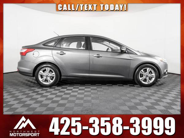 2013 *Ford Focus* SE FWD - cars & trucks - by dealer - vehicle... for sale in Everett, WA – photo 4