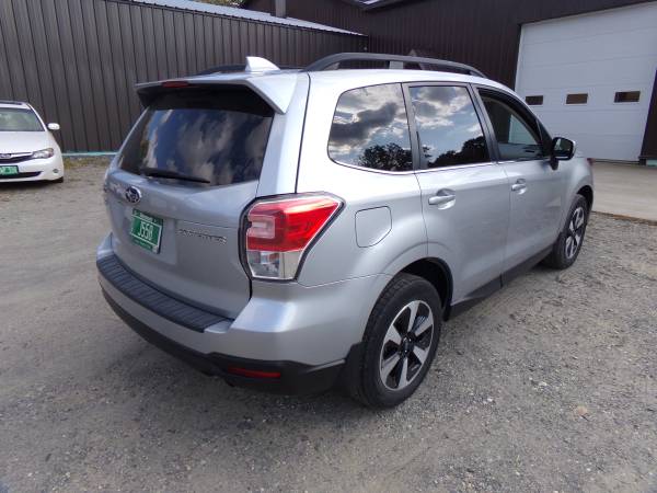 Subaru 18 Forester Limited 40K Sunroof Leather Power Trunk - cars &... for sale in Vernon, VT – photo 5