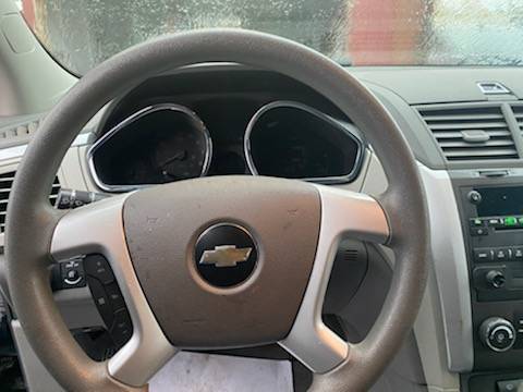 2010 CHEVROLET TRAVERSE - cars & trucks - by dealer - vehicle... for sale in Cleveland, OH – photo 3