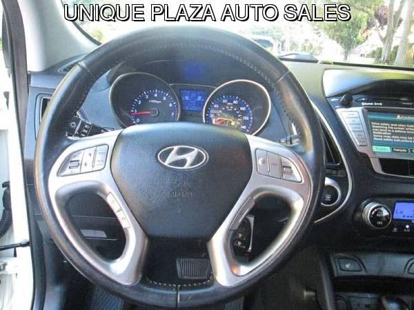 2011 Hyundai Tucson Limited AWD 4dr SUV ** EXTRA CLEAN! MUST SEE! ** for sale in Sacramento , CA – photo 13