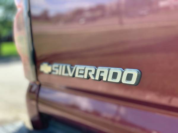 2006 Chevrolet Silverado 2500! 6.0L V8! WE FINANCE! WE TAKE TRADES for sale in Minneapolis, IA – photo 10