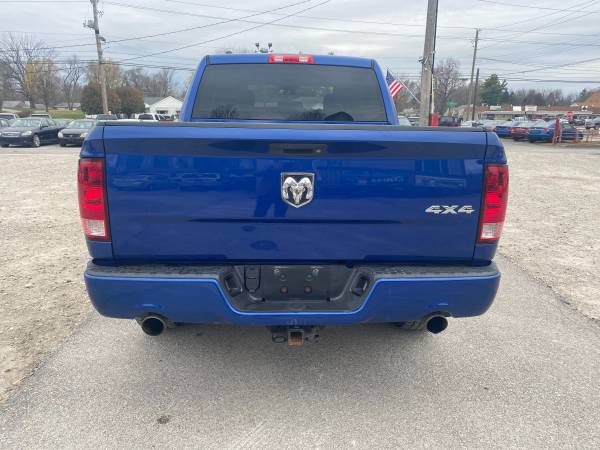2014 RAM 1500 CREW 4X4 - cars & trucks - by dealer - vehicle... for sale in Indianapolis, IN – photo 4