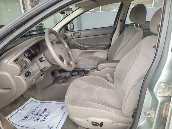 2005 CHRYSLER SEBRING - - by dealer - vehicle for sale in MILWAUKEE WI 53209, WI – photo 8
