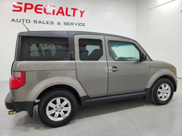 2008 Honda Element EX! AWD! MOON! 20cty/25hwy MPG! Clean Title! for sale in Suamico, WI – photo 22