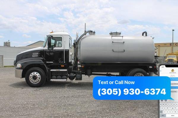 2009 Mack Pinnacle 2,650 Gallon Septic Truck For Sale *WE FINANCE BAD for sale in Miami, FL – photo 3