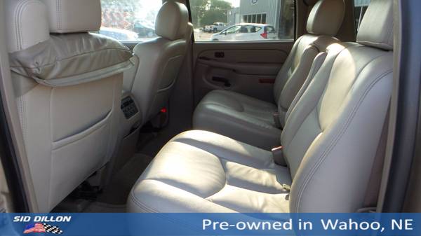 2005 Chevy Suburban LT - cars & trucks - by dealer - vehicle... for sale in Wahoo, NE – photo 11