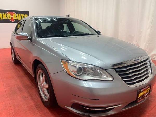 2014 Chrysler 200 LX LX 4dr Sedan $1200 - cars & trucks - by dealer... for sale in Temple Hills, District Of Columbia – photo 3
