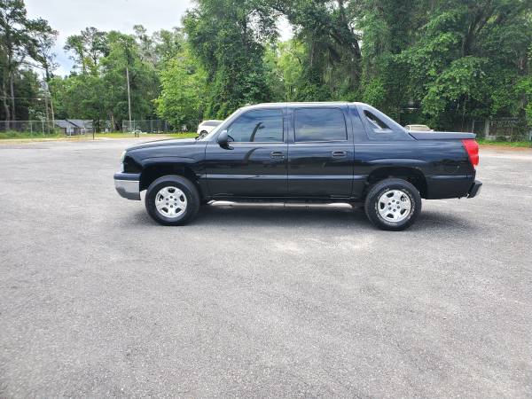 2004 CHEVROLET AVALANCHE 4X4 Z71 - - by dealer for sale in Tallahassee, FL – photo 2
