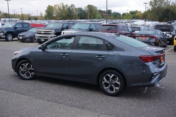 2019 Kia Forte LXS for sale in Lakeville, MN – photo 9