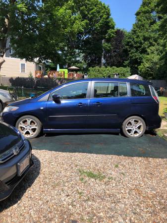 Mazda 5 Minivan - cars & trucks - by owner - vehicle automotive sale for sale in Fairhaven, MA – photo 3
