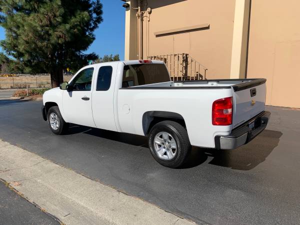 2013 chevy silverado 1500 extended cab short bed 4x4 LOW miles 38K ori for sale in Dublin, CA – photo 2