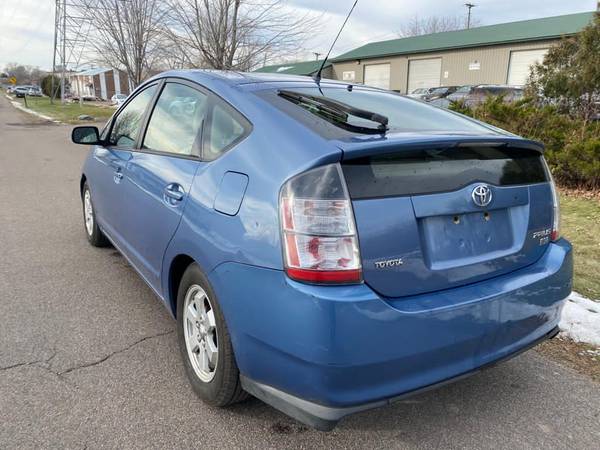2005 Toyota Prius - cars & trucks - by dealer - vehicle automotive... for sale in Little Canada, MN – photo 4