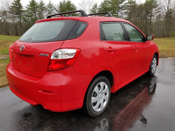 2009 Toyota Matrix Clean Car - - by dealer for sale in Loudon, NH – photo 4