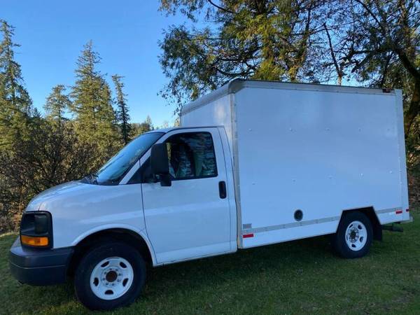 2010 GMC Savana 3500 10' Box Van, Only 100K Miles.... - cars &... for sale in Oregon City, OR – photo 3