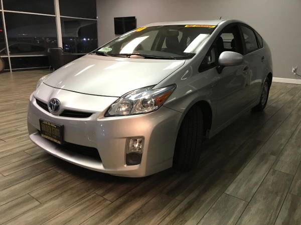 2010 Toyota Prius IV 4dr Hatchback EASY FINANCING! - cars & trucks -... for sale in Rancho Cordova, CA – photo 3