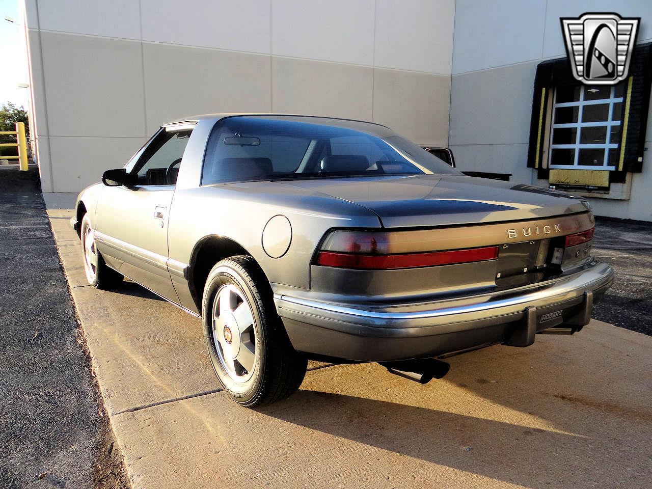 1989 Buick Reatta for sale in O'Fallon, IL – photo 8