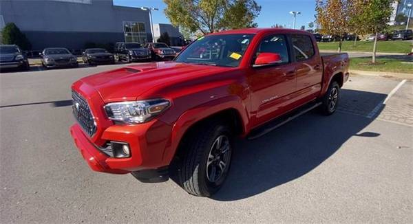 2018 Toyota Tacoma pickup - - by dealer - vehicle for sale in Murfreesboro, TN – photo 5