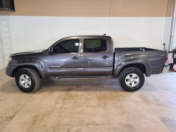 2014 Toyota Tacoma 4WD - - by dealer - vehicle for sale in Sioux Falls, SD – photo 6
