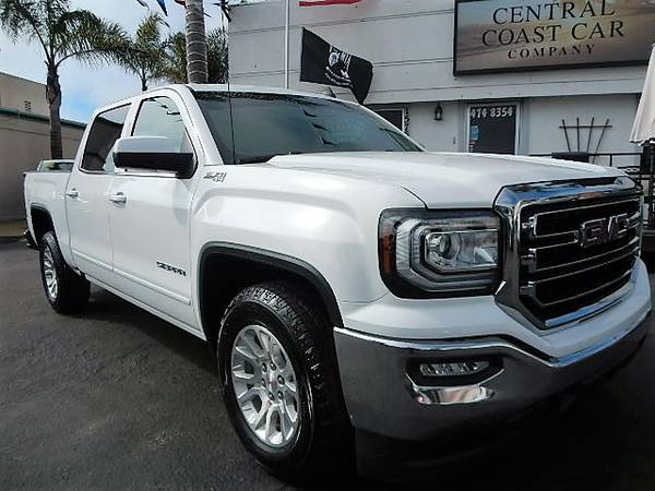 2017 GMC SIERRA 4X4 Z71 CREWCAB! LEATHER HEATED SEATS! BRAND NEW TIRES for sale in GROVER BEACH, CA – photo 3