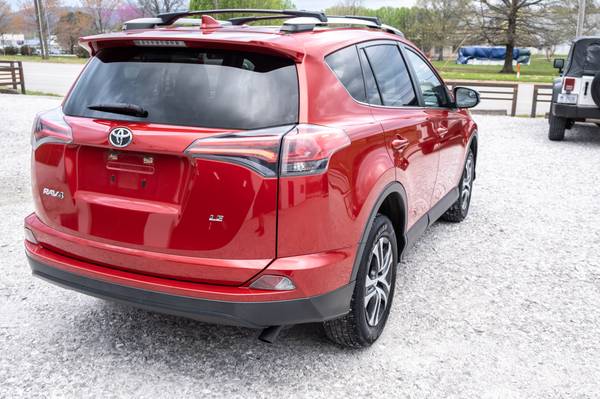 2016 Toyota RAV4 LE - - by dealer - vehicle automotive for sale in Fayetteville, AR – photo 7