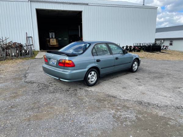 Honda civic for sale in Russell Springs, KY – photo 3