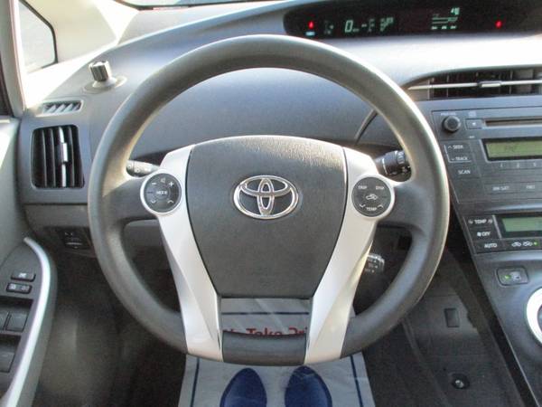 2011 Toyota Prius Hybrid - cars & trucks - by dealer - vehicle... for sale in Fort Wayne, IN – photo 11