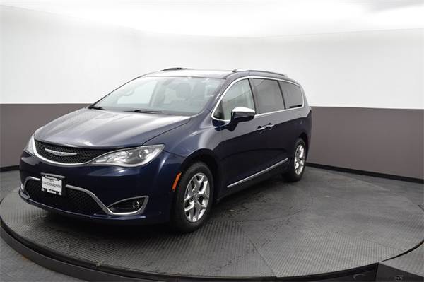 2017 Chrysler Pacifica Limited van Jazz Blue Pearlcoat - cars & for sale in Billings, MT – photo 4
