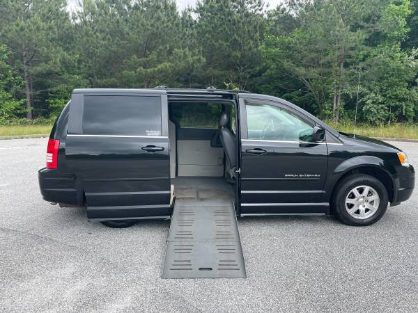 2008 Chrysler Town & Country Wheelchair Van - - by for sale in Newnan, GA – photo 2