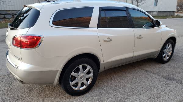 2010 Buick Enclave CXL AWD!! - cars & trucks - by owner - vehicle... for sale in Madison, WI – photo 3