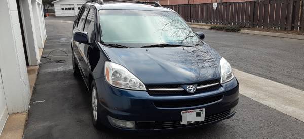 2005 Toyota Sienna XLE Limited AWD - cars & trucks - by owner -... for sale in Madison, WI – photo 2