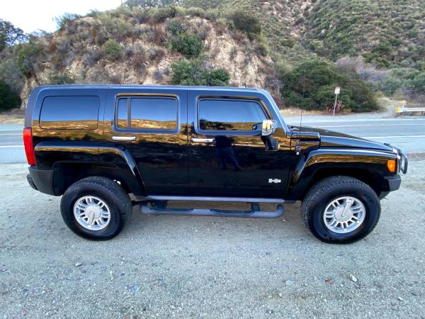 2009 HUMMER H3 36K Miles Collector Grade - cars & trucks - by dealer... for sale in Upland, CA – photo 5