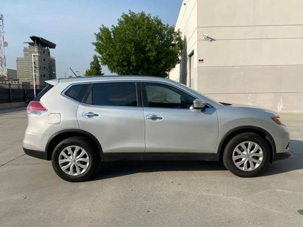 2015 Nissan Rogue 4-Cyl. 54k Low Miles - cars & trucks - by dealer -... for sale in Panorama City, CA – photo 5