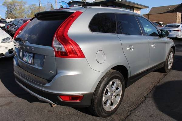 2013 Volvo XC60 3 2 Premier Sport Utility 4D w/48K AWD SUPER NICE for sale in Bend, OR – photo 5