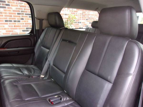 2011 Chevy Suburban LT Seats-8 4x4, 121k Miles, Silver/Black, Nice!... for sale in Franklin, VT – photo 11