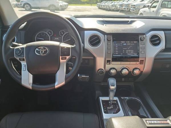 2015 Toyota Tundra 4WD Truck CrewMax 5.7 Awesome Rates for sale in Lees Summit, MO – photo 14