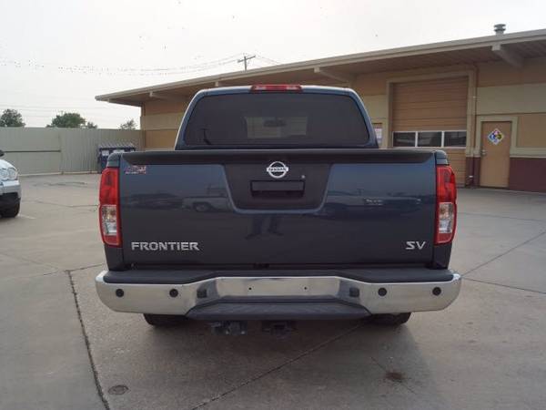2013 Nissan Frontier SV - cars & trucks - by dealer - vehicle... for sale in Wichita, KS – photo 9