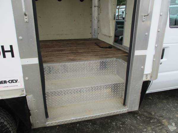 2008 Ford Econoline E-350 BOX TRUCK 12 FOOT W/ SIDE DOOR for sale in south amboy, NJ – photo 18