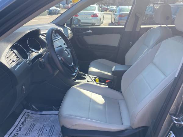 2018 VW TIGUAN SE 4X4 - - by dealer for sale in south burlington, VT – photo 9