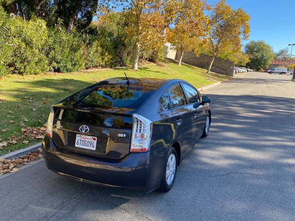 2011 Toyota Prius Two Hatchback 4D - cars & trucks - by owner -... for sale in Westlake Village, CA – photo 2