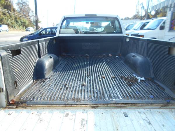 1998 Dodge 1500 long bed truck - cars & trucks - by dealer - vehicle... for sale in Knoxville, TN – photo 4