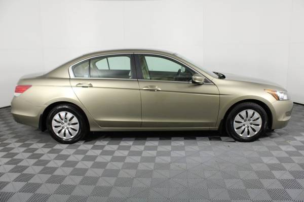 2009 Honda Accord Sdn Bold Beige Metallic Drive it Today! - cars for sale in Eugene, OR – photo 4