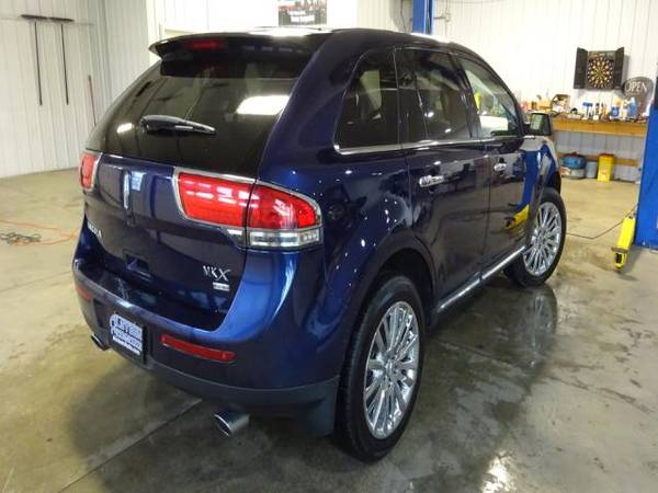 2011 Lincoln MKX AWD - cars & trucks - by dealer - vehicle... for sale in Seymour, WI – photo 5