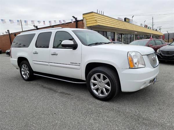 2007 GMC YUKON XL DENALI 4x4 $995 Down Payment - cars & trucks - by... for sale in Temple Hills, District Of Columbia – photo 3