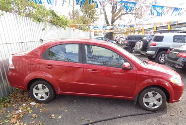 2010 Chevrolet Chevy Aveo 4dr Sdn LT w/1LT Great CARFAX! $47 Per... for sale in Elmont, NY – photo 6
