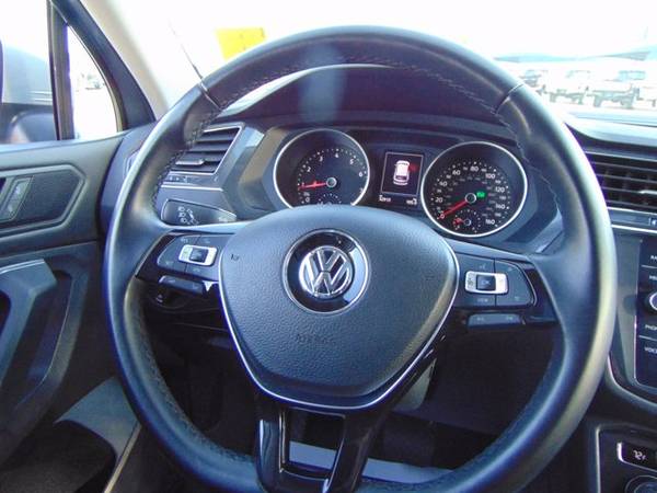 2019 Volkswagen VW Tiguan 2 0t Se ( Mileage: 32, 913! - cars & for sale in Devine, TX – photo 22